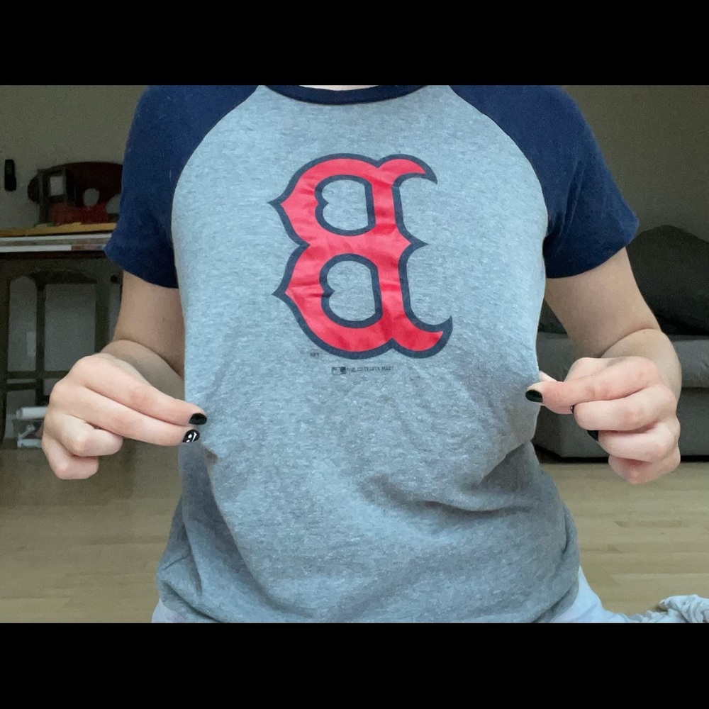 Super adorable Boston Red Socks baby T! ⚾️